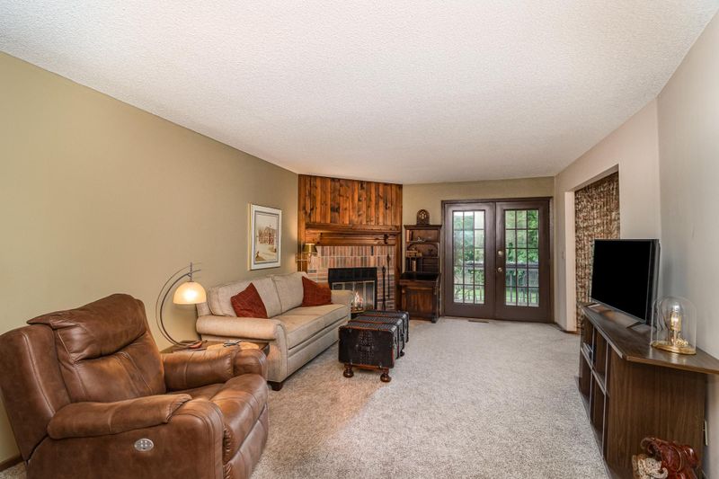 5107 Balmoral Ln, Bloomington, MN 55437