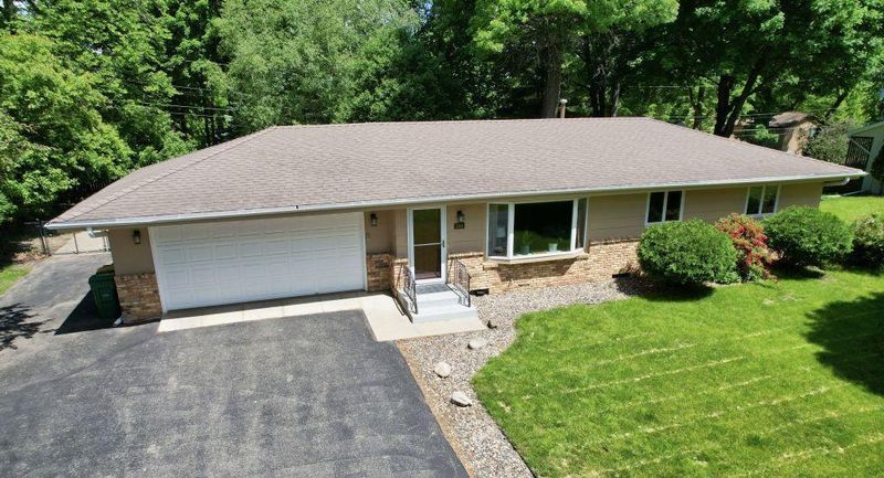 3304 Highland Dr, Burnsville, MN 55337