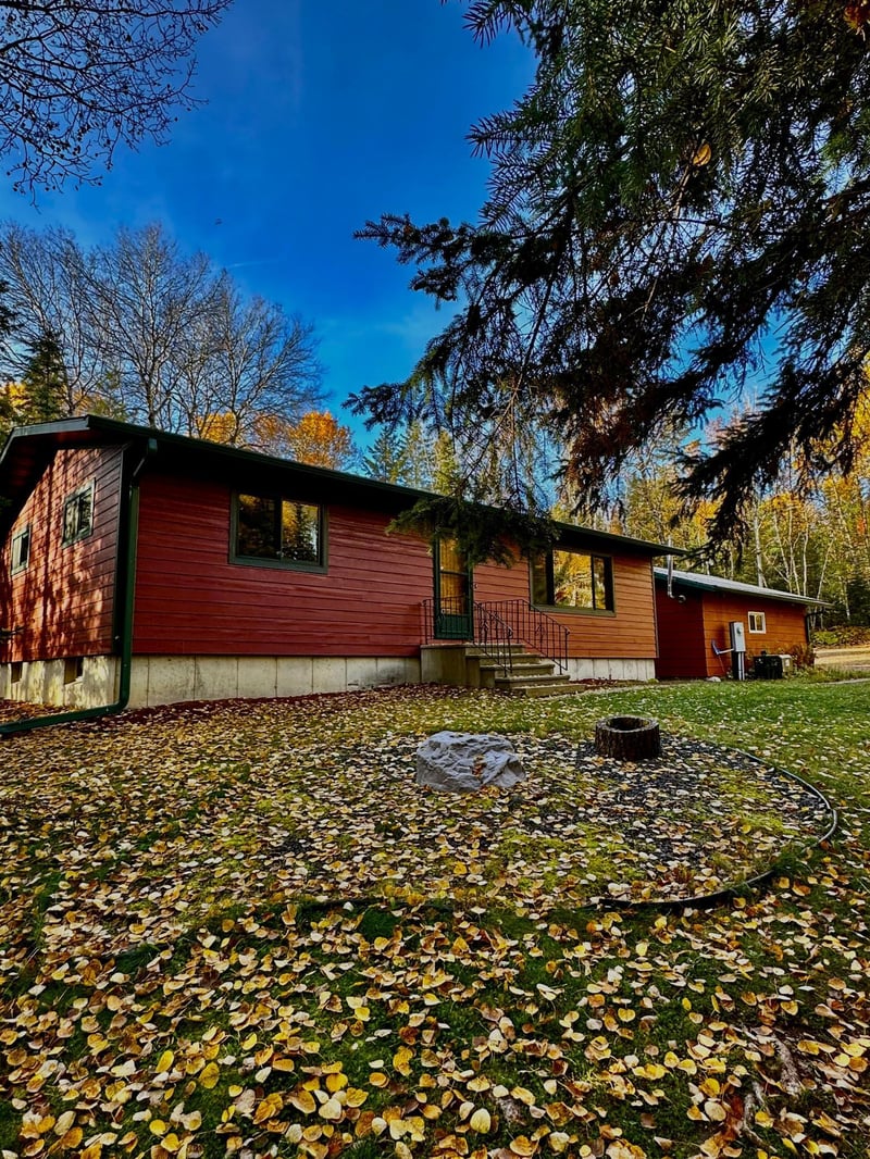 9935 Gamma Rd, Kabetogama, MN 56669