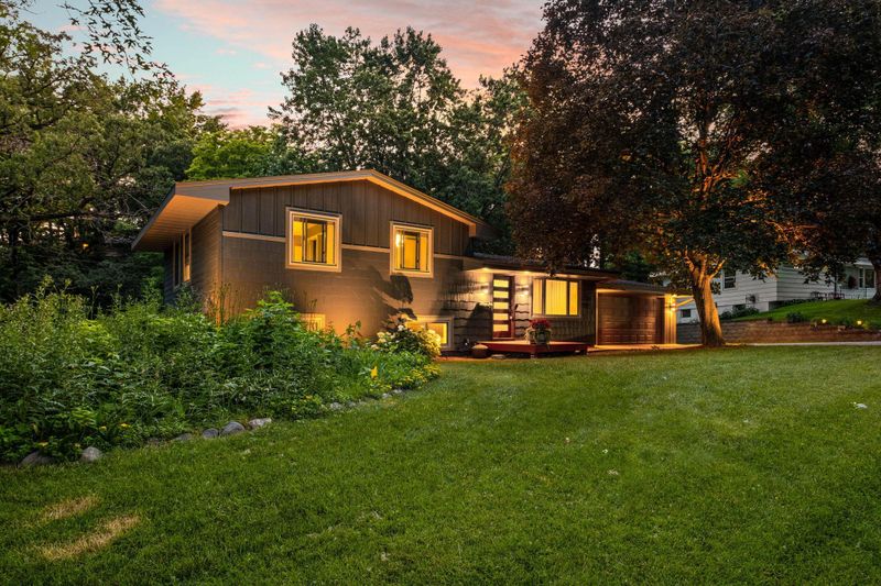 11524 Palmer Rd, Minneapolis, MN 55437