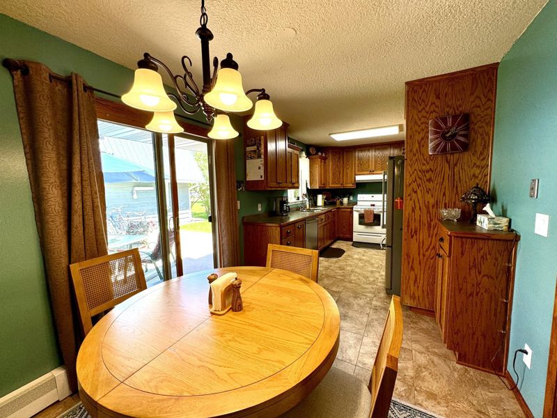 209 Lake St NW, Warroad, MN 56763