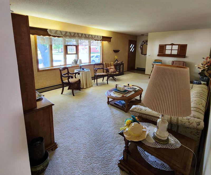 202 1st St, Danube, MN 56230