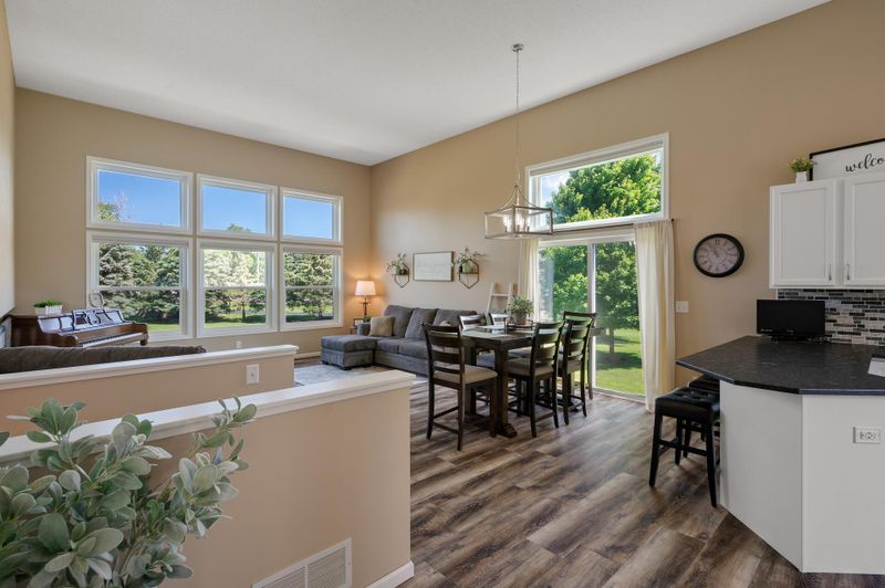 812 Bridle Creek Bay, Jordan, MN 55352