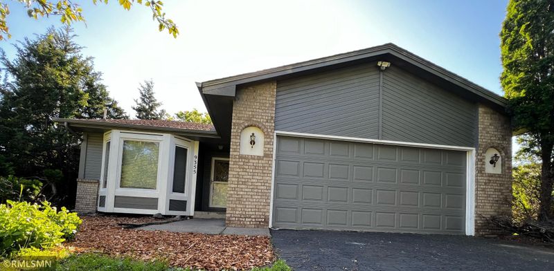 9355 Vincent Ave N, Minneapolis, MN 55444