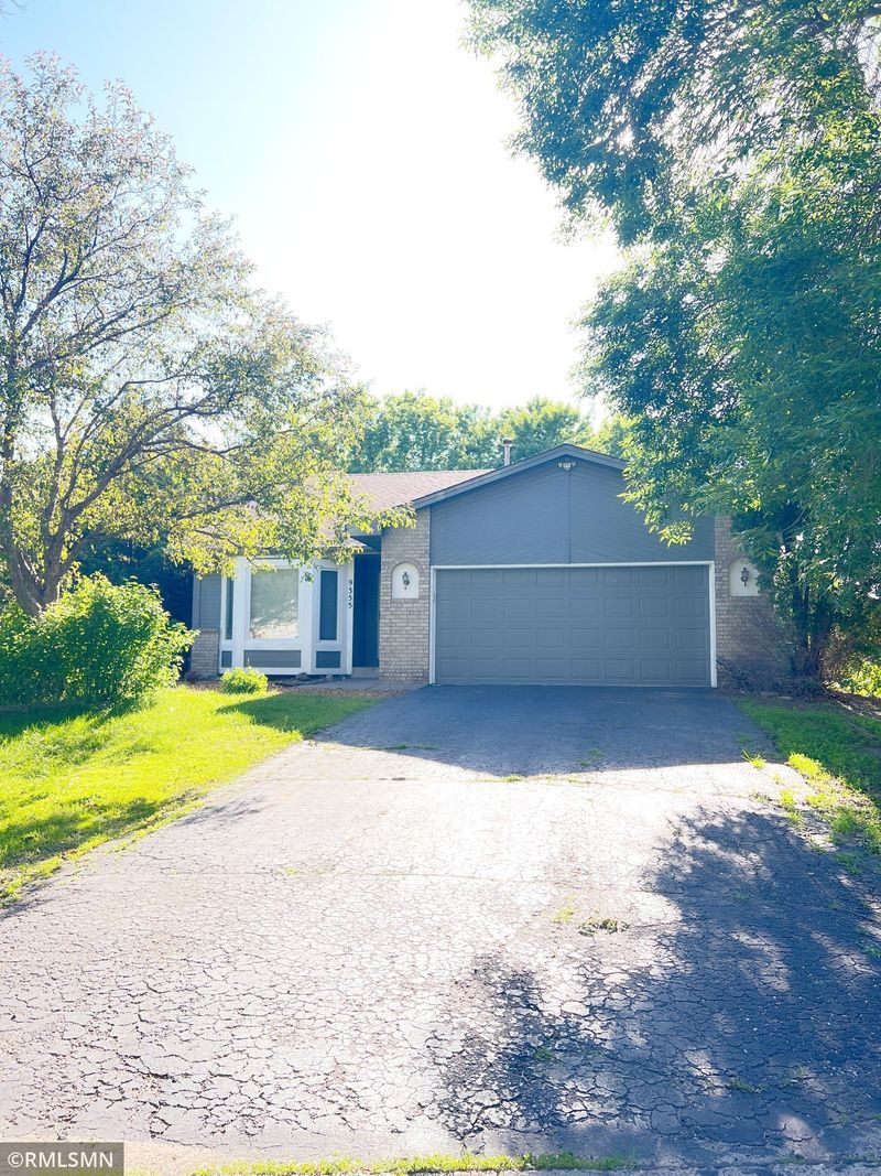 9355 Vincent Ave N, Minneapolis, MN 55444