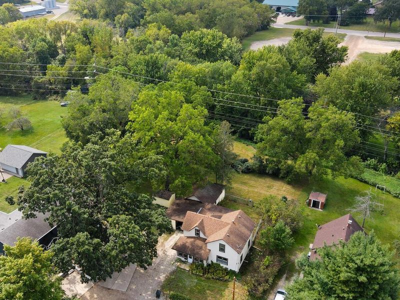 518 2nd St S, Waterville, MN 56096