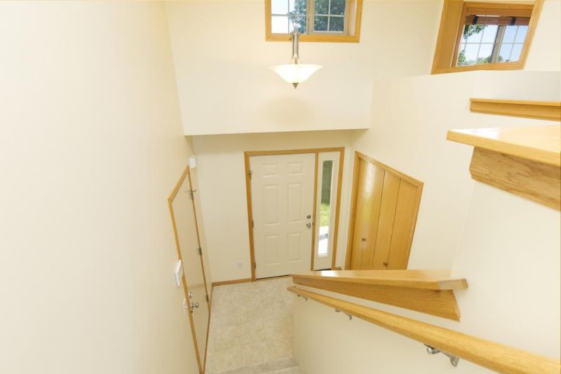 927 Aspen Ln, Montrose, MN 55363