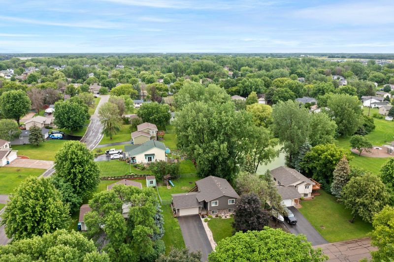 1869 Fox Rn, Hugo, MN 55038