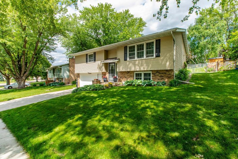 2920 9th Ave NW, Rochester, MN 55901