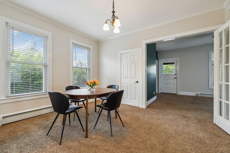 38 George St E, Saint Paul, MN 55107