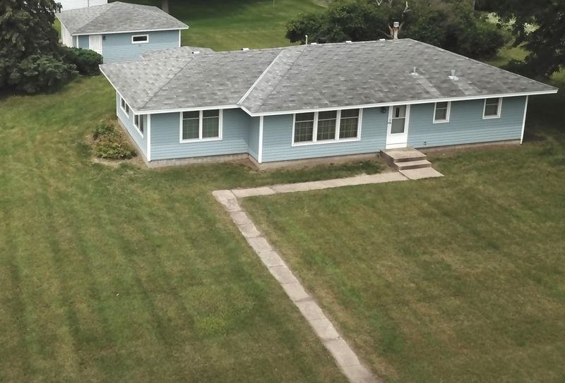 10601 Quebec Ave N, Minneapolis, MN 55445