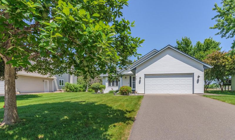 9644 77th St S, Cottage Grove, MN 55016