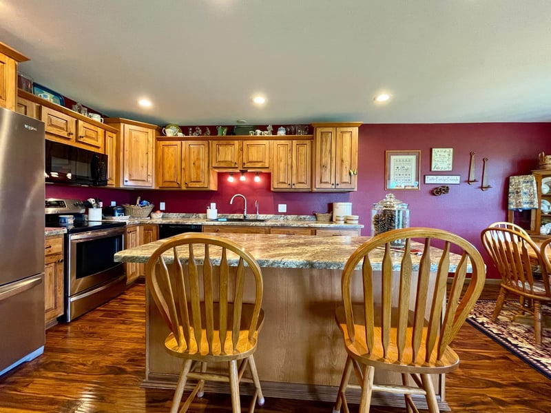 606 Scenic Hw SE, Blackduck, MN 56630