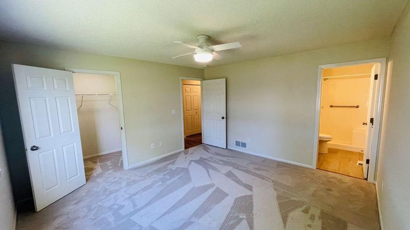 11031 57th St NE, Albertville, MN 55301