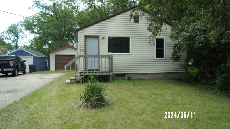 409 4th St S, Hoffman, MN 56339