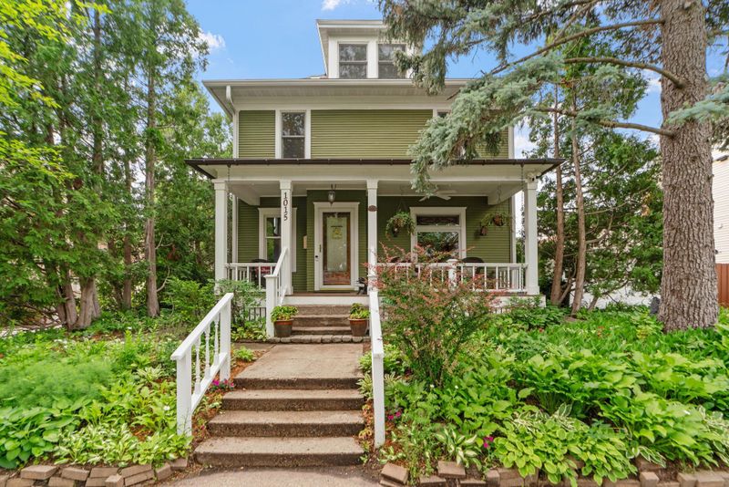 1015 W 33rd St, Minneapolis, MN 55408