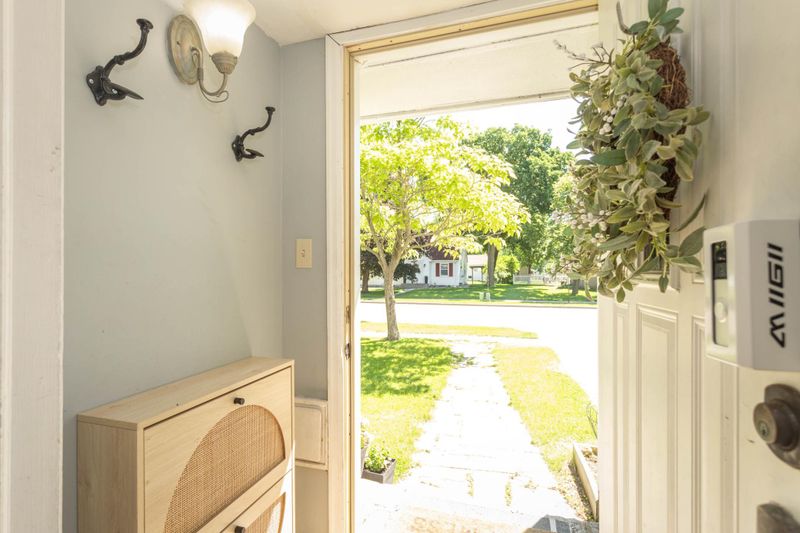 1118 Cedar St, Alexandria, MN 56308