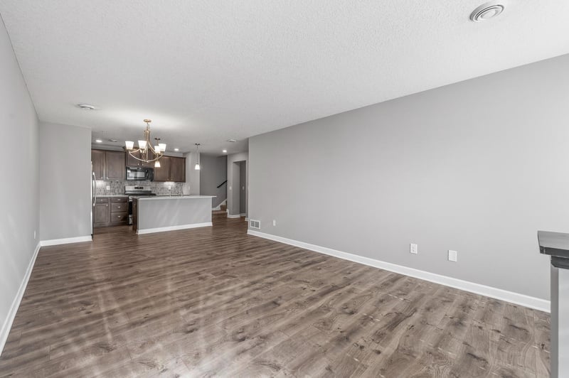9897 5th Street Ln N, Lake Elmo, MN 55042