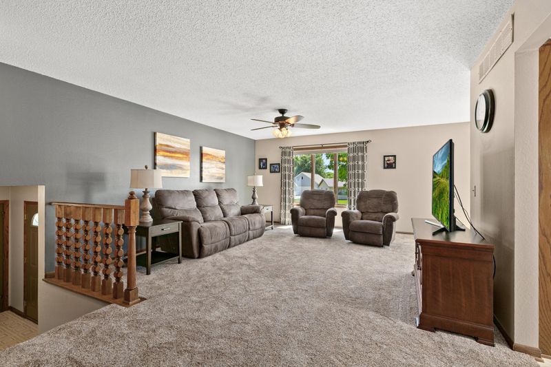 167 Meadowlark Ln SW, Melrose, MN 56352