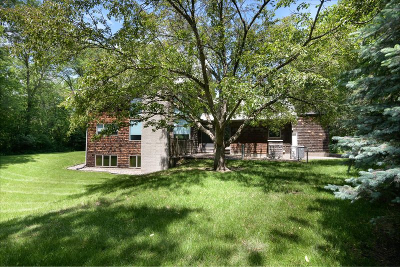 1150 Lime Tree Cir, Saint Cloud, MN 56301