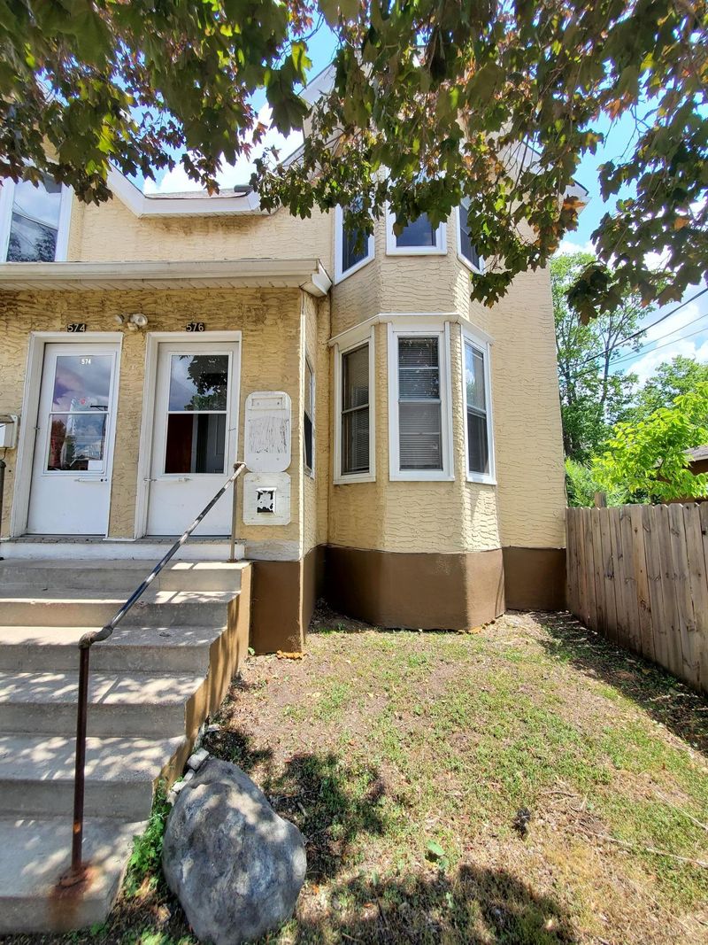 574 Bay St, Saint Paul, MN 55102