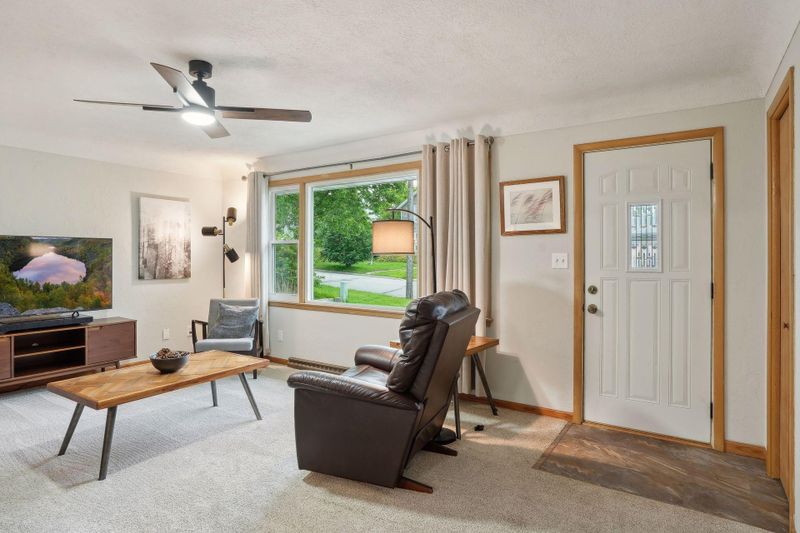 1522 W 7th St, Red Wing, MN 55066