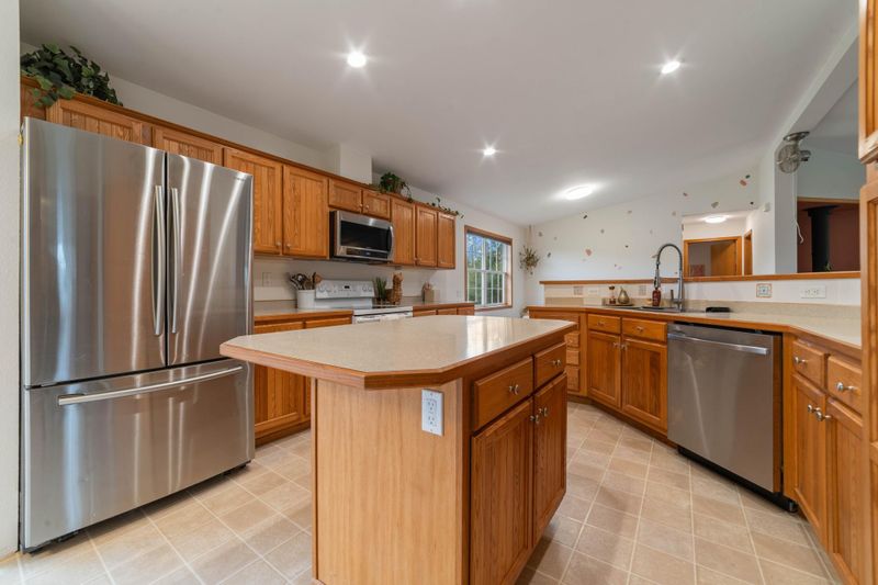 194 Prairie Ln, Esko, MN 55733