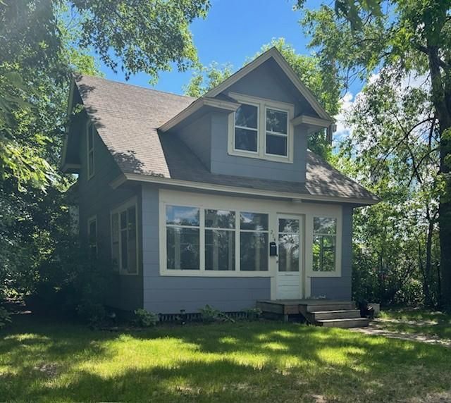 214 N 1st St, Brainerd, MN 56401