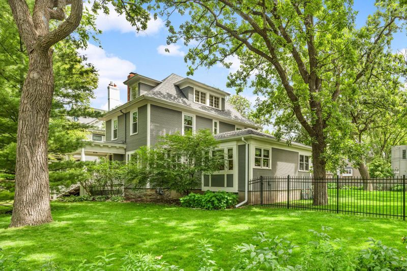 1729 Logan Ave S, Minneapolis, MN 55403