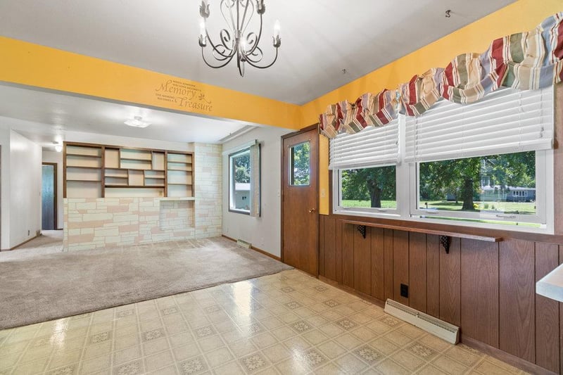 W7491 County Road O, Arkansaw, WI 54721