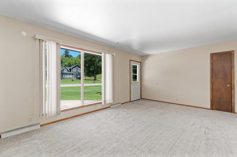 W7491 County Road O, Arkansaw, WI 54721