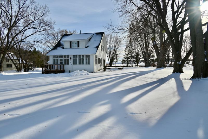 8585 Dale Rd, Woodbury, MN 55129