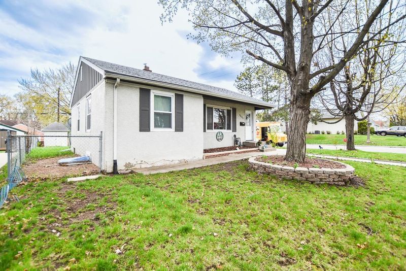 1720 Nebraska Ave E, Saint Paul, MN 55106