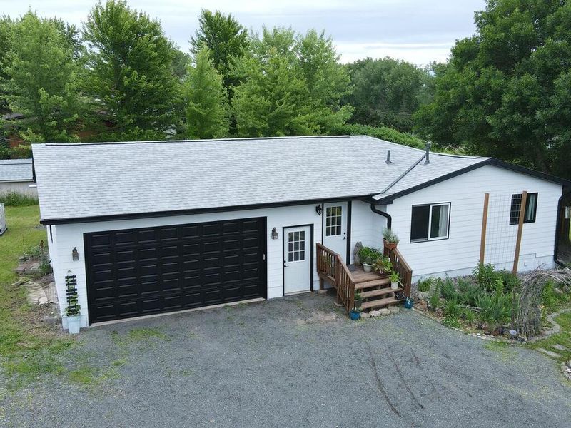 11163 N Frontage Rd, Pine City, MN 55063