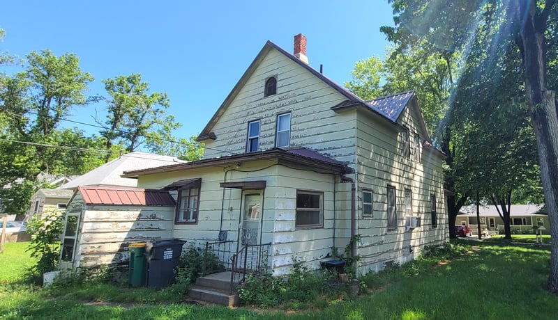 209 N Bruce St, Ivanhoe, MN 56142