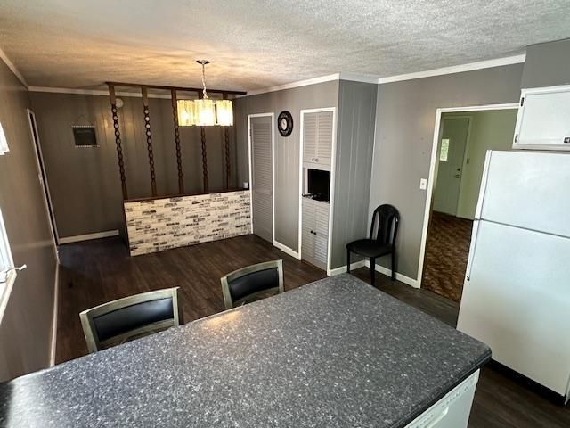 85 South Dr, Babbitt, MN 55706