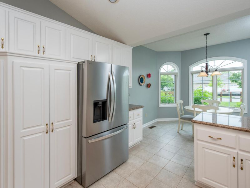 10362 Eagle Pointe Trl, Woodbury, MN 55129