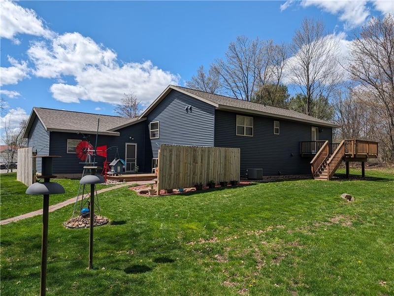245 Brandon Ct, Cameron, WI 54822