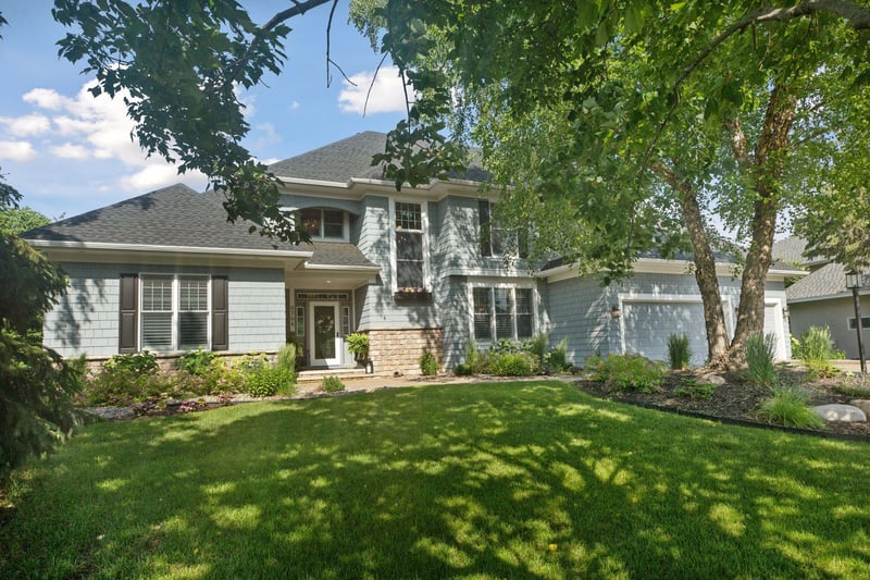 8794 Springwood Alcove, Woodbury, MN 55125