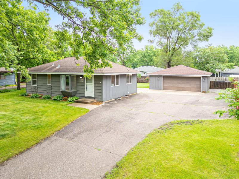 11541 Norway St NW, Minneapolis, MN 55448