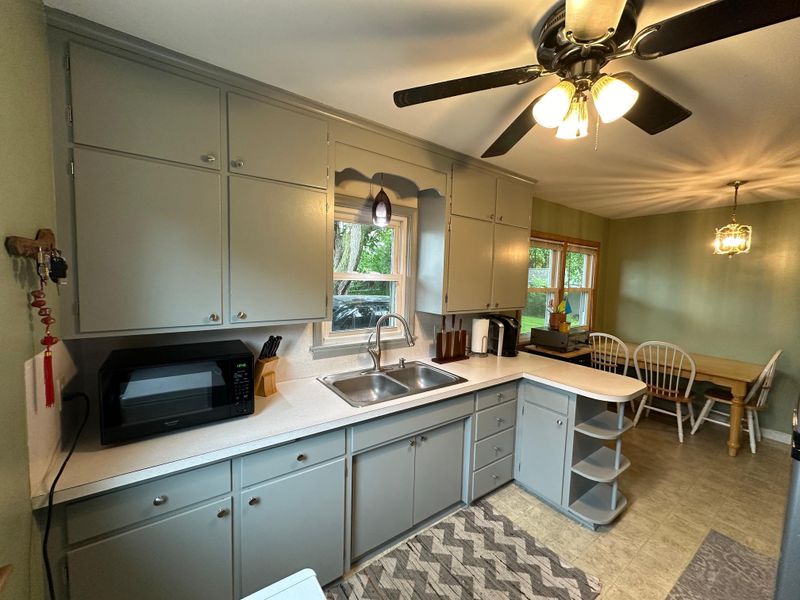 1708 Ruth St, North Saint Paul, MN 55109