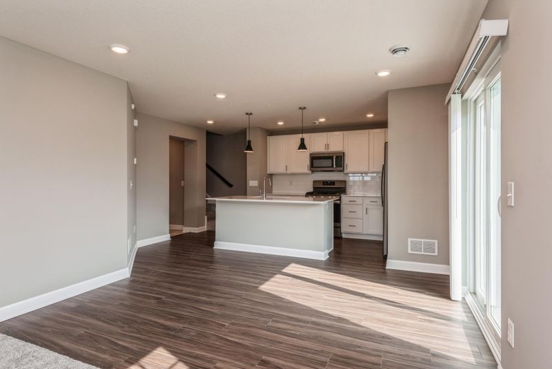 10558 Weston Way N, Maple Grove, MN 55369