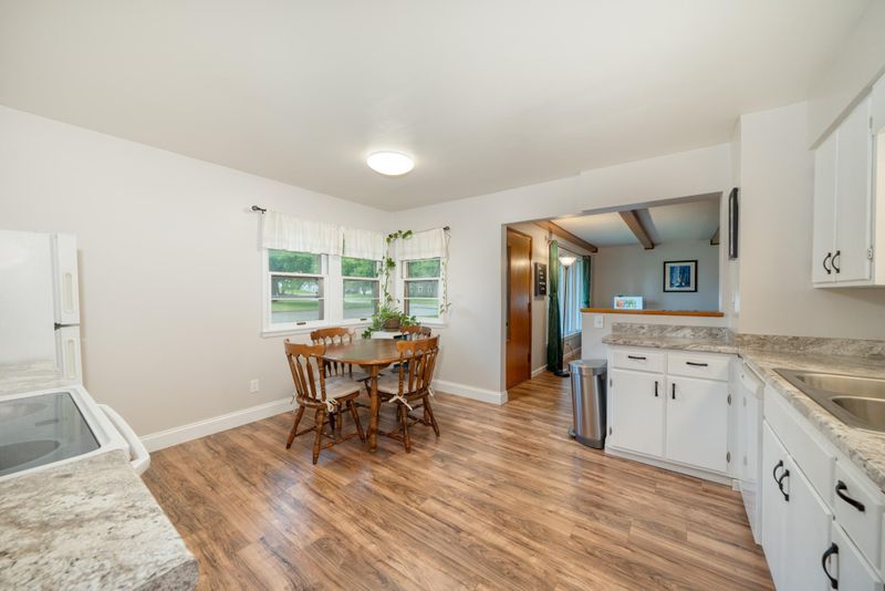 516 NE 9th Ave, Grand Rapids, MN 55744