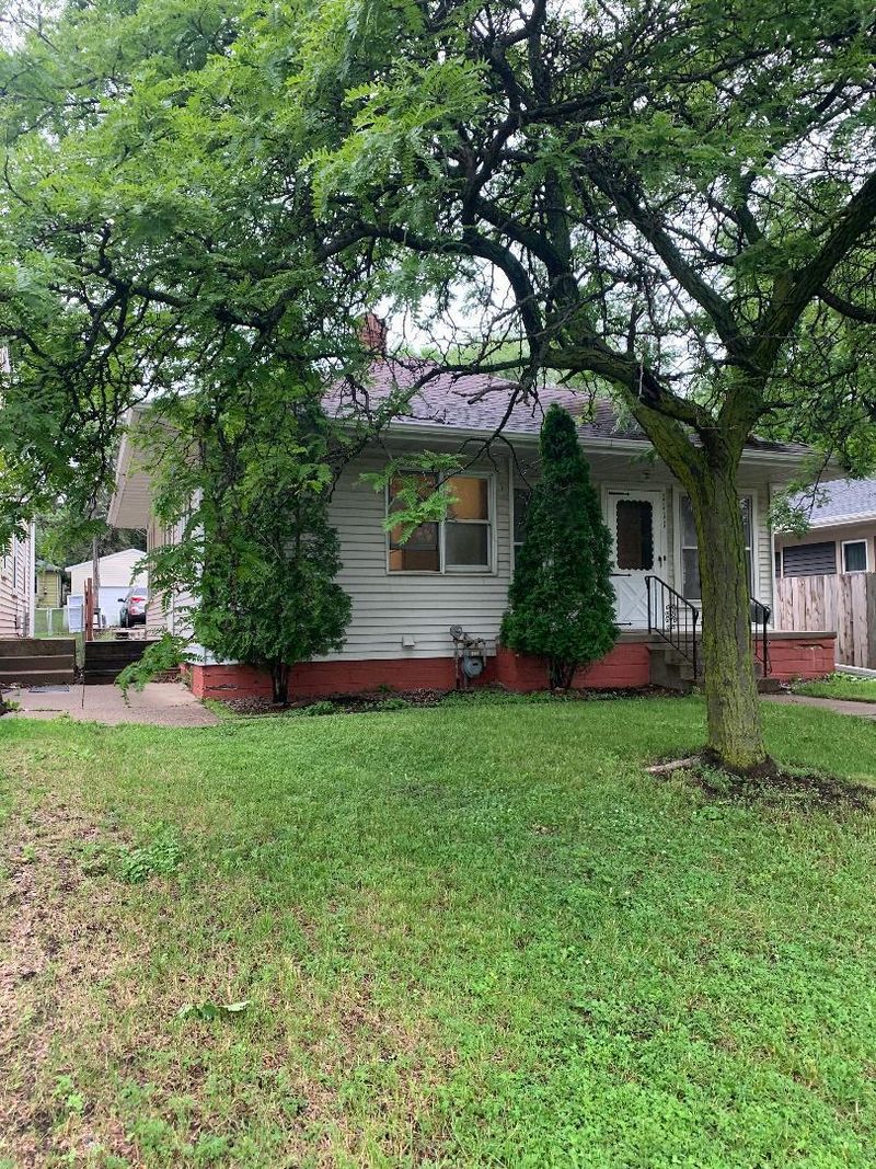 1111 Gorman Ave, West Saint Paul, MN 55118