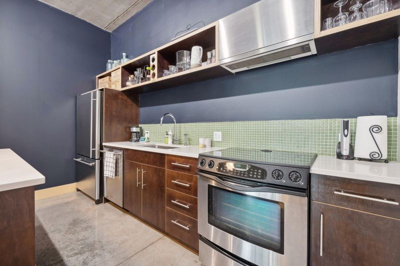 345 6th Ave N #101, Minneapolis, MN 55401