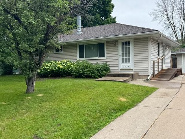 5824 Cavell Ave N, Minneapolis, MN 55428