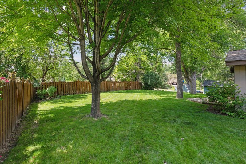 2117 Ensign Ave N, Minneapolis, MN 55427