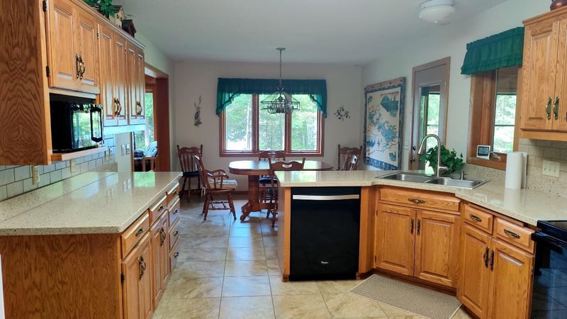 2092 W Frazer Bay Rd, Cook, MN 55723