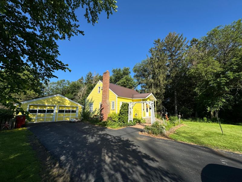 33355 Territorial Rd, Lake City, MN 55041