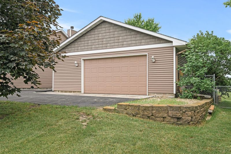 1145 Jambor Ave NE, Saint Michael, MN 55376